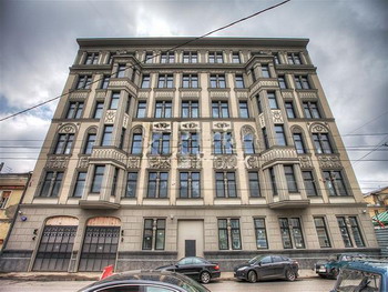 Просто ли купить квартиру в Москве?